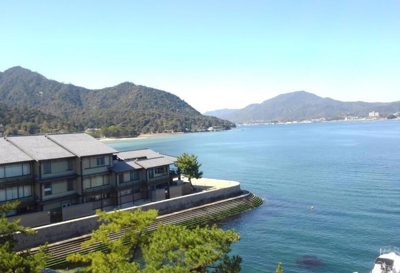 带海景的标准房, Sakuraya