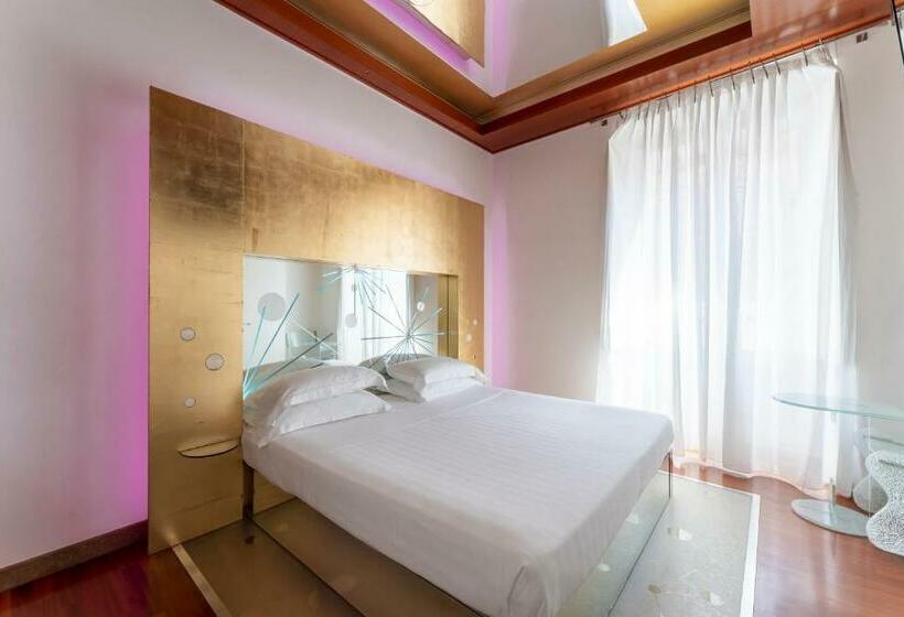 سوئیت جونیور با ماساژ آبی, Trecento