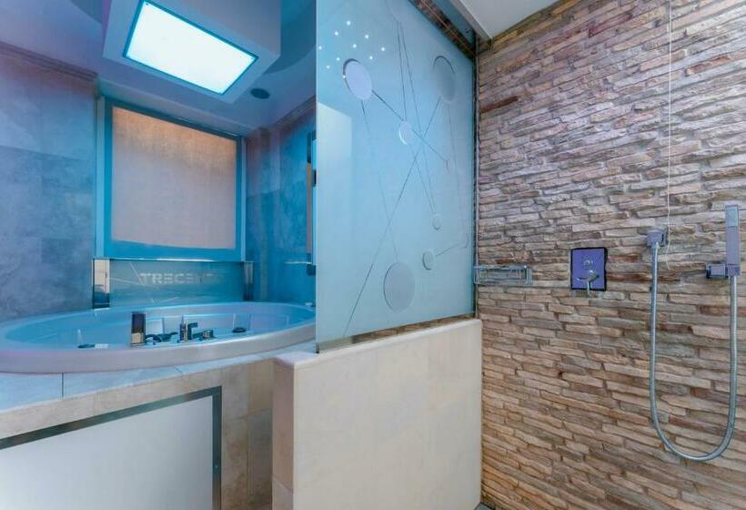 سوئیت جونیور با ماساژ آبی, Trecento