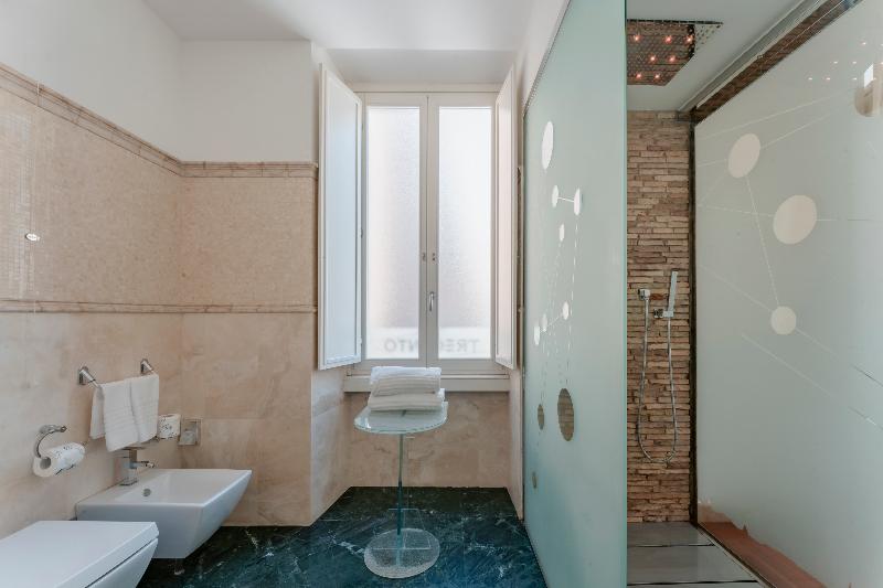 اتاق لوکس, Trecento