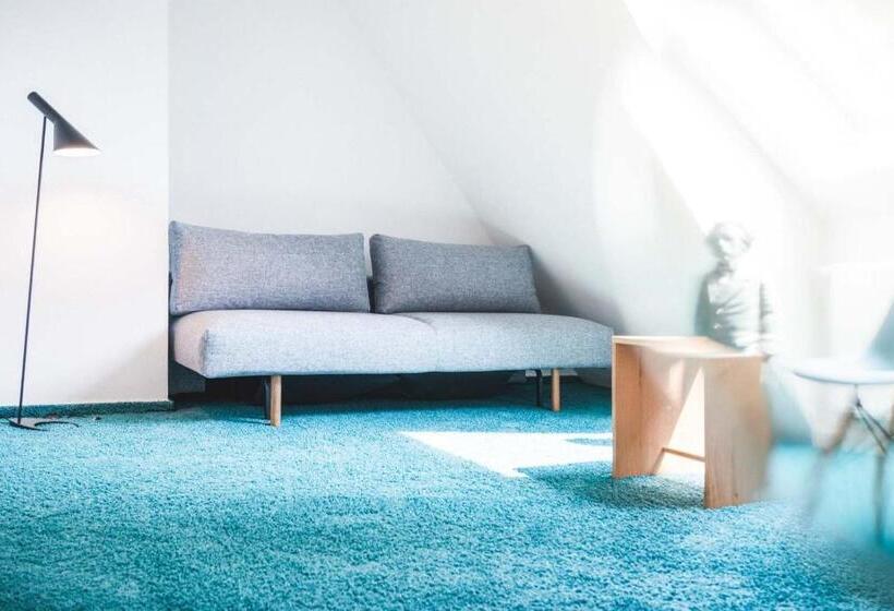 Номер Superior, Ulmer Münster