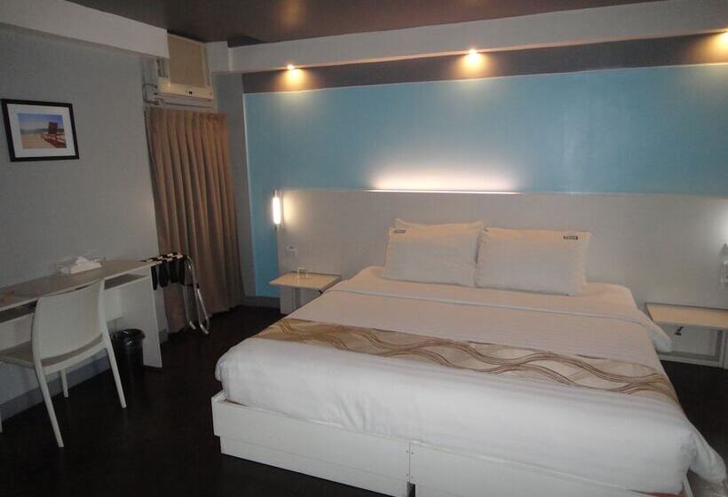 デラックスルーム, Pillows Hotel Cebu