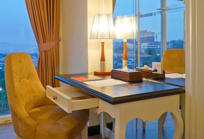 חדר דלוקס נוף לים, Swiss Belhotel Lampung