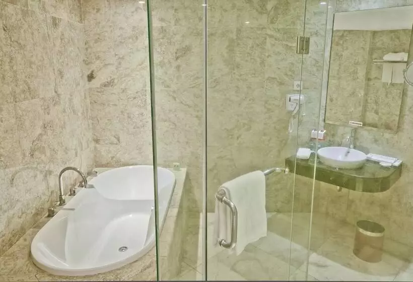 سوئیت رویال, Swiss Belhotel Lampung