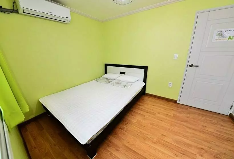 اتاق استاندارد, Gyeongju Namu Guesthouse