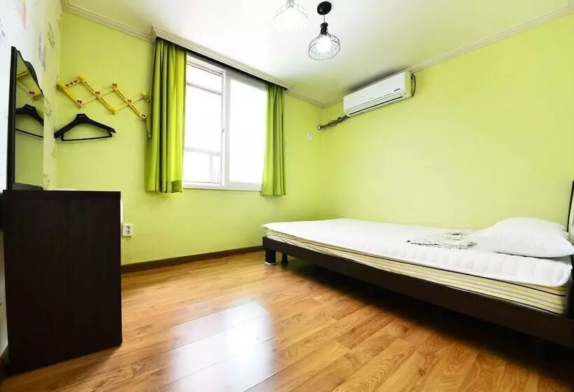 اتاق استاندارد, Gyeongju Namu Guesthouse