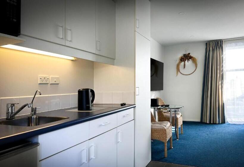 إستوديو قياسى, Beaches Nelson