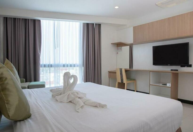 디럭스 룸, 42c The Chic