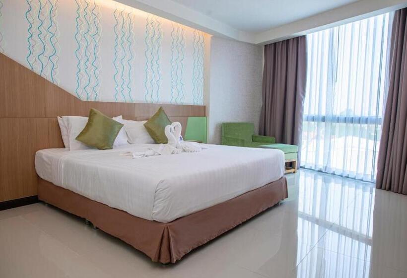 4인용 스탠다드 룸, 42c The Chic