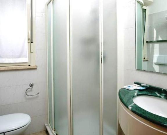 Номер Стандарт, Ambra