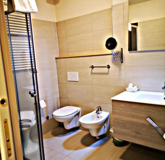 Четырехместный Номер Стандарт, Ambra