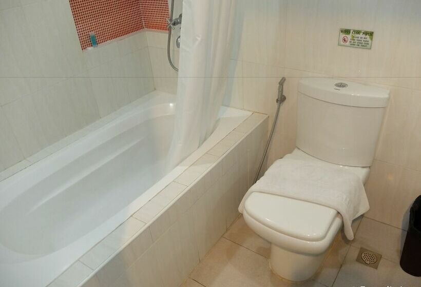 اتاق اجرایی با تخت بزرگ, Apollonia Royale