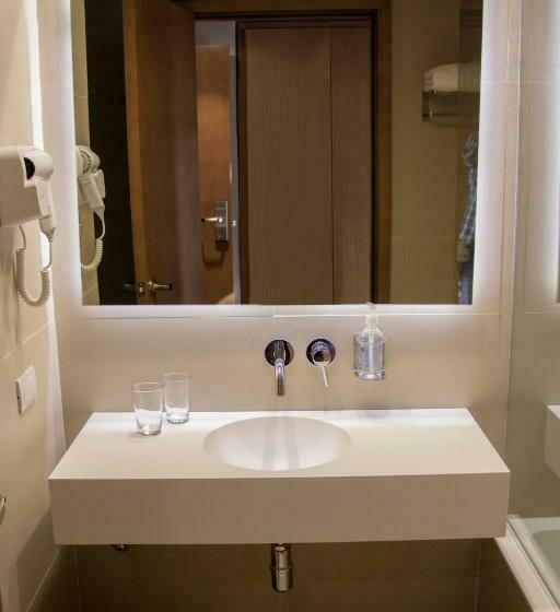 اتاق سوپریور سه تخته, Dazzler By Wyndham Asuncion