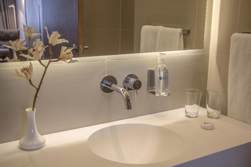 اتاق استاندارد, Dazzler By Wyndham Asuncion