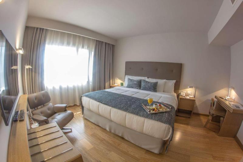 اتاق استاندارد, Dazzler By Wyndham Asuncion