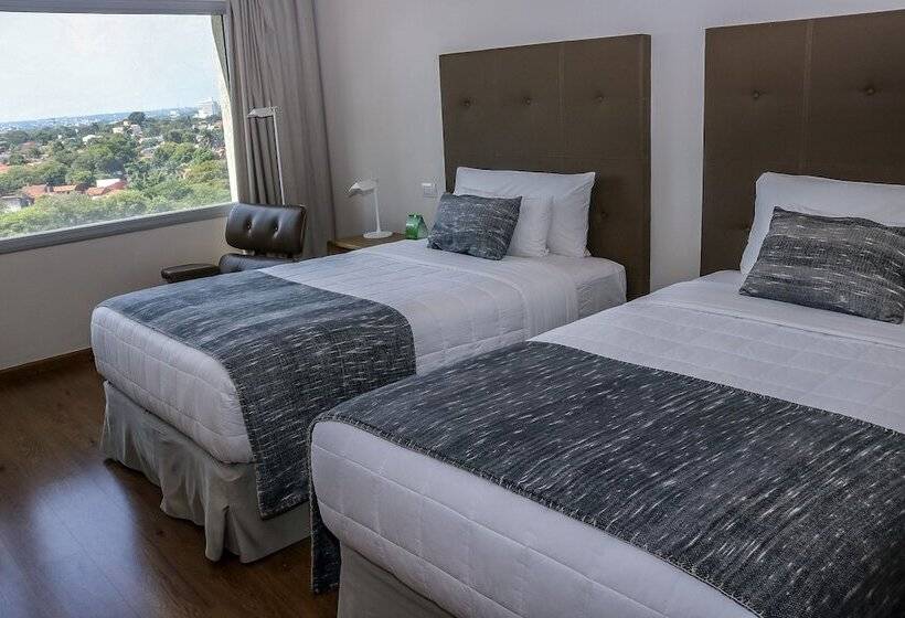 اتاق سوپریور, Dazzler By Wyndham Asuncion