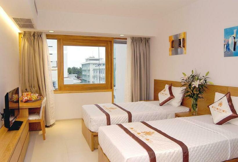 اتاق لوکس با چشم‌انداز شهر, Golden Holiday Hotel Nha Trang