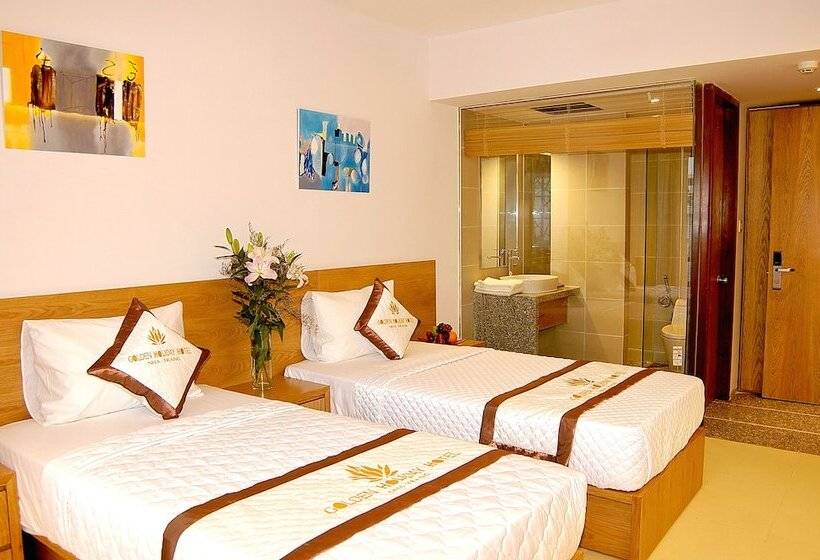 اتاق لوکس با چشم‌انداز شهر, Golden Holiday Hotel Nha Trang