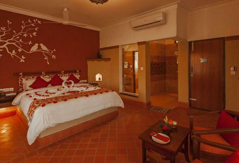 Люкс, Green Park Chitwan