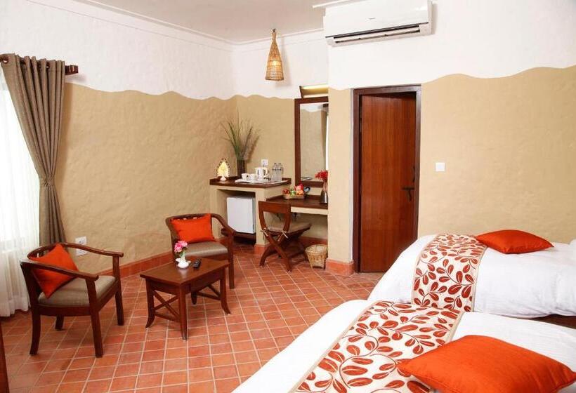 Номер Deluxe с Балконом, Green Park Chitwan