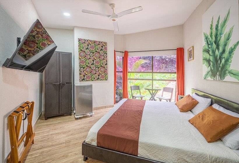 带大床的标准间, Jaco Lodge Quiet Place