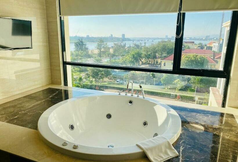 سوییت اجرایی, Muong Thanh Holiday Quang Binh