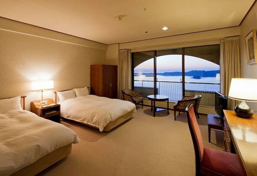 Quarto Estandar, Plaza Awajishima