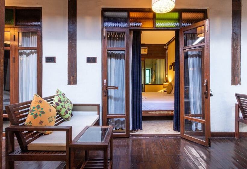 Номер Стандарт, Rompo Boutique