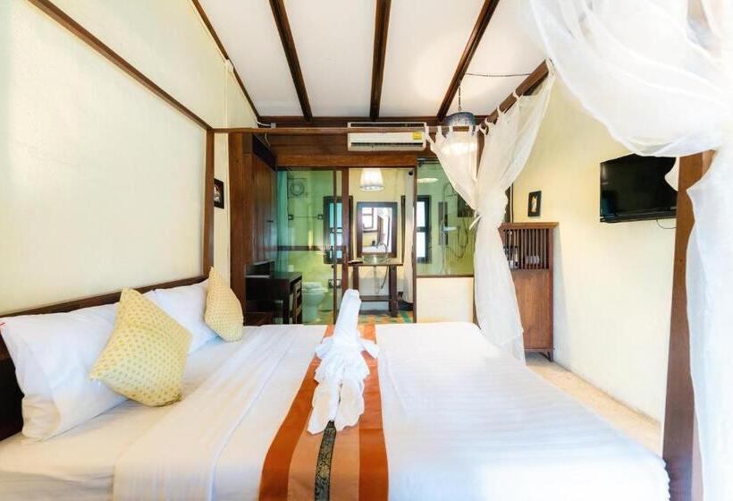 Номер Deluxe, Rompo Boutique