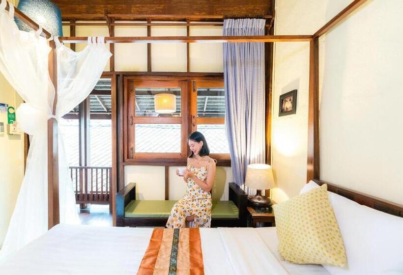 Номер Deluxe, Rompo Boutique