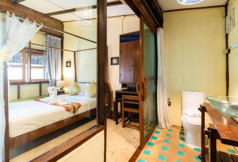 Номер Deluxe, Rompo Boutique