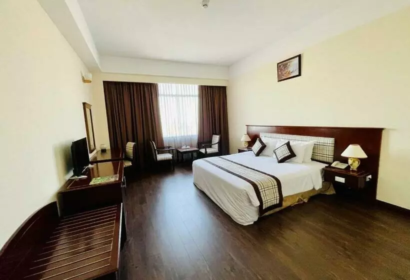 اتاق لوکس, Saigon Phu Yen