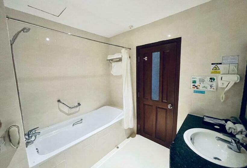 اتاق لوکس, Saigon Phu Yen