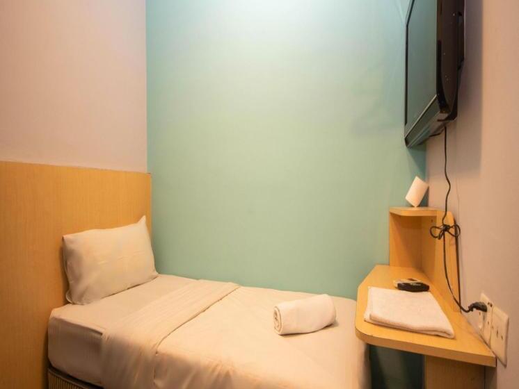 标准单人间, Jq Station Eight Inn