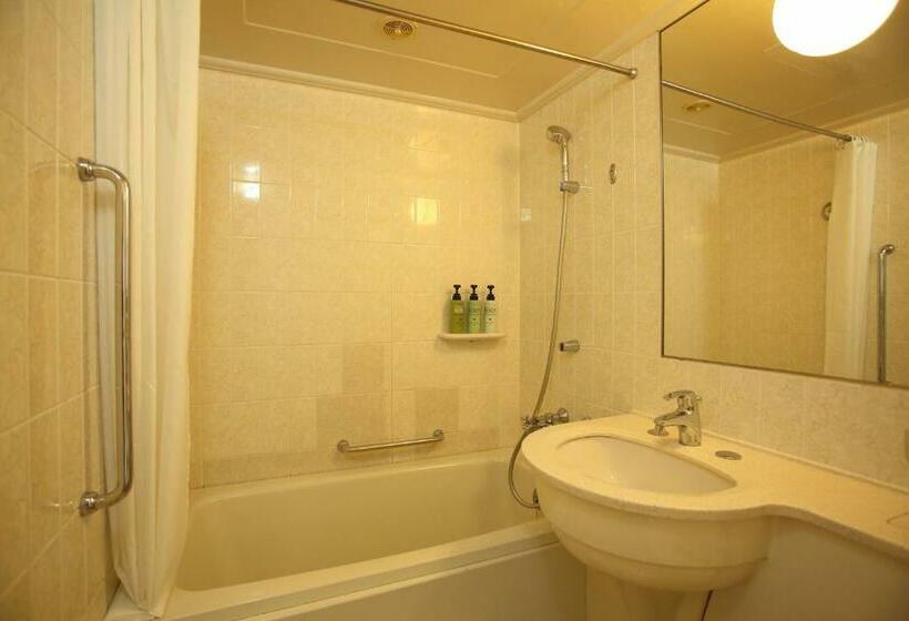 غرفة قياسية, The Celecton Premier Kobe Sanda