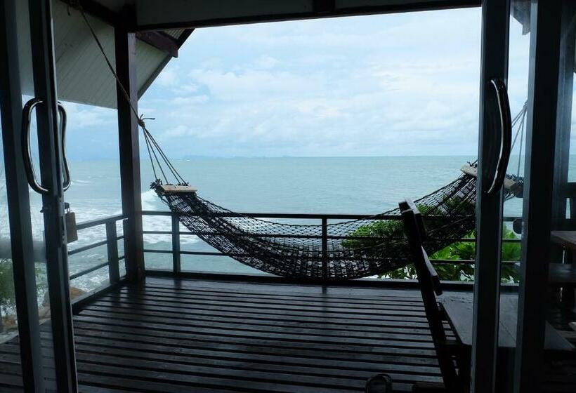 בקתה סטנדרטית עם נוף לים, Lucky Resort