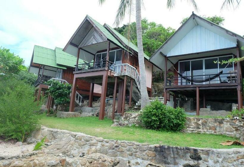 בקתה סטנדרטית עם נוף לים, Lucky Resort