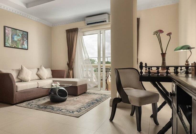 סטודיו סטנדרט נוף לעיר, Palace Gate Hotel & Residence By Ehm