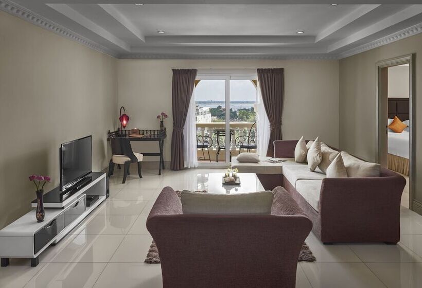 סוויטה משפחתית, Palace Gate Hotel & Residence By Ehm