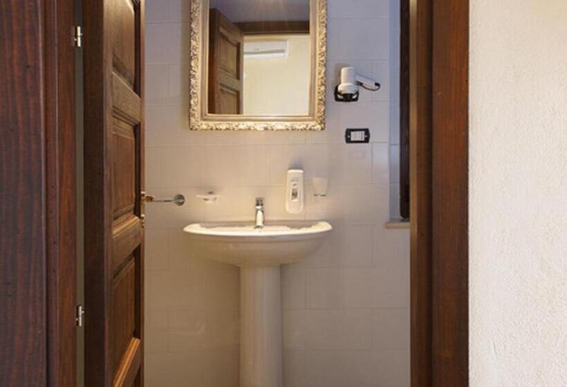 Семейный Номер, Palazzo Madeo   Residenza D Epoca