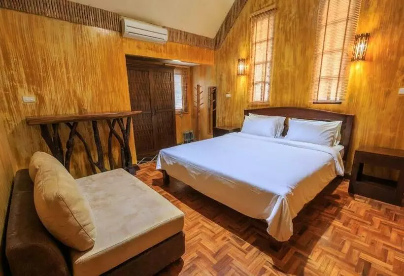 家族用バンガロー, Baanpong Lodge
