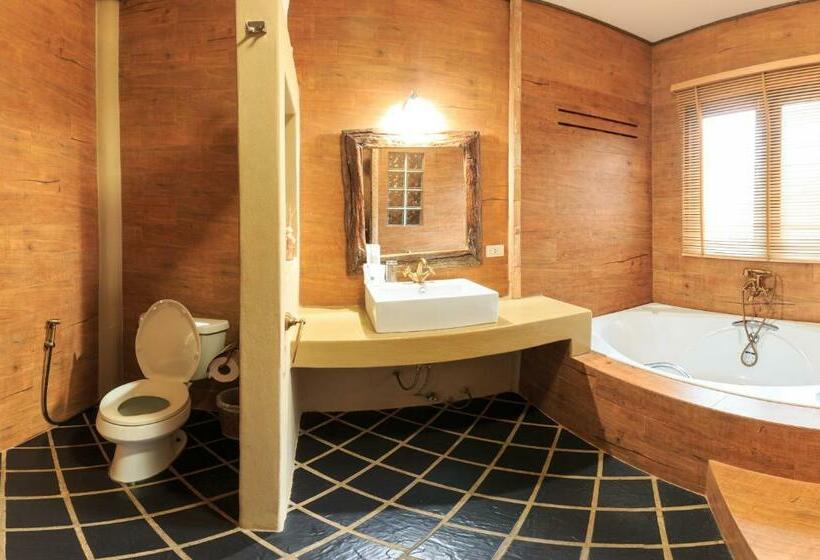 בונגלו משפחתי, Baanpong Lodge