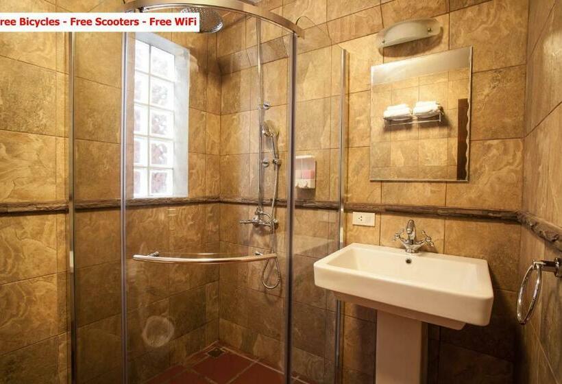 חדר דחוקס עם מיטת קינג, Baanpong Lodge