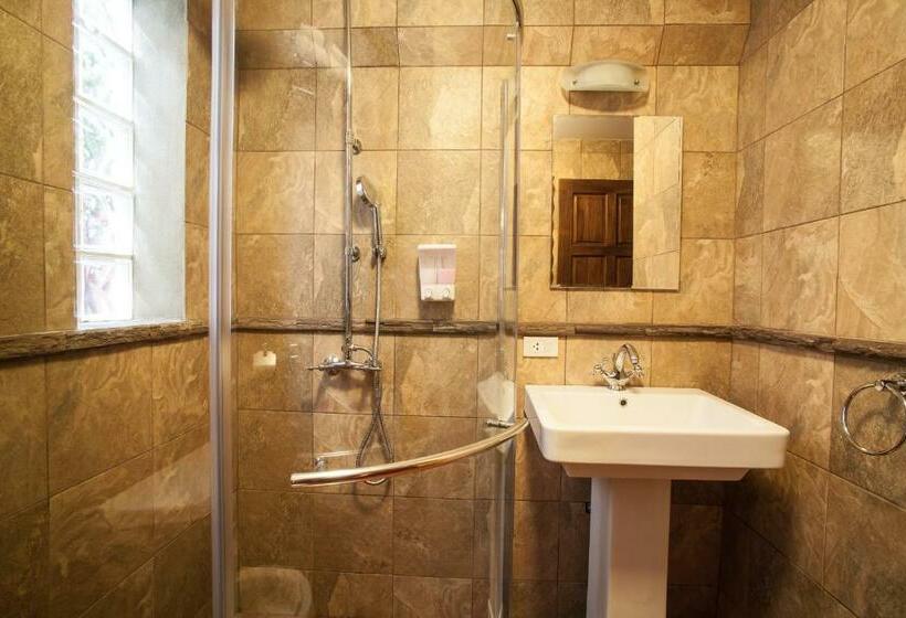 חדר דלוקס, Baanpong Lodge