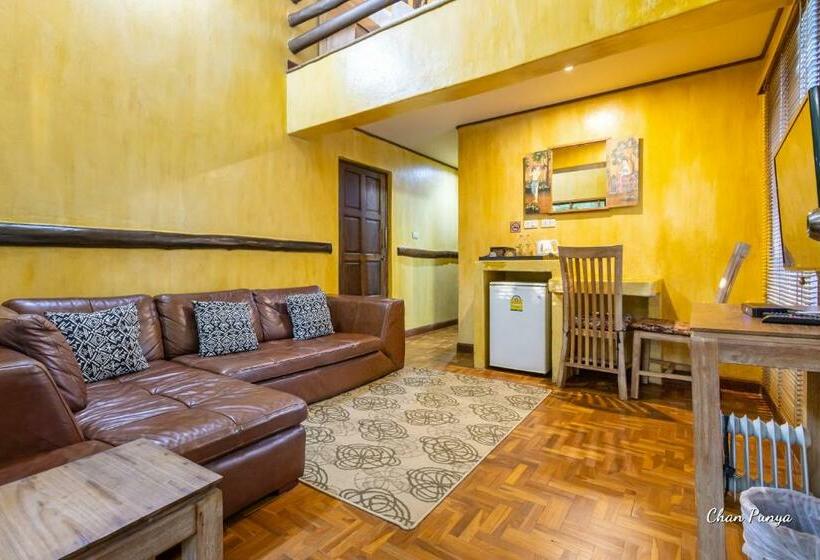 חדר משפחתי דלוקס, Baanpong Lodge