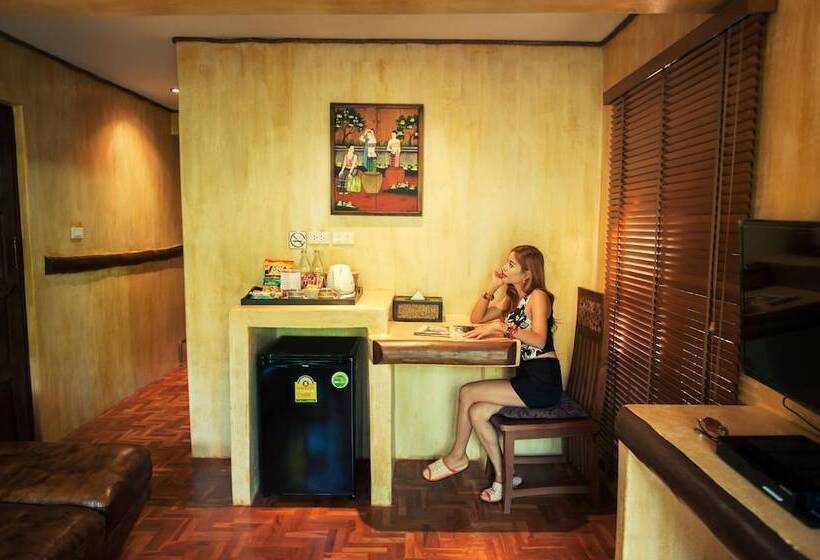 חדר דלוקס, Baanpong Lodge