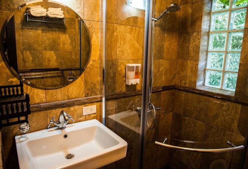 חדר דלוקס, Baanpong Lodge