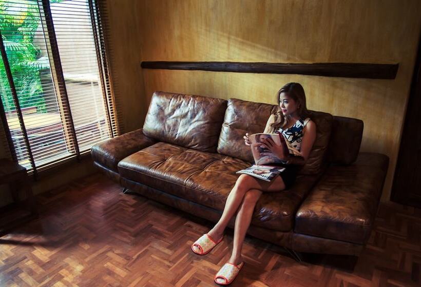 חדר דלוקס, Baanpong Lodge