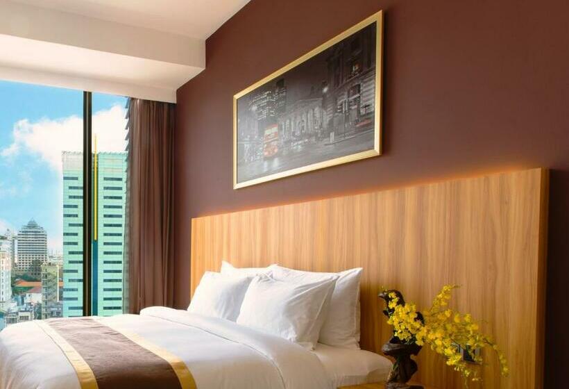 اتاق دلوکس با تخت کینگ و چشم‌انداز شهر, Bay Hotel Ho Chi Minh