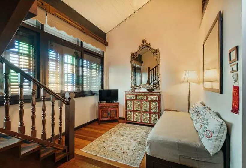 メゾネットスイート, Campbell House
